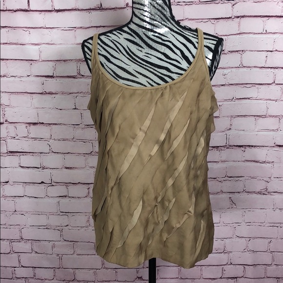 New York & Company Tops - NY&C Scallop Tank Top Size XL